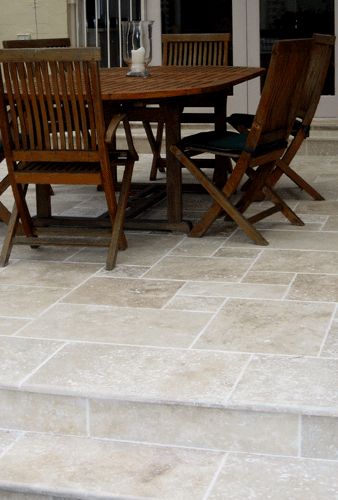 римская укладка травертином